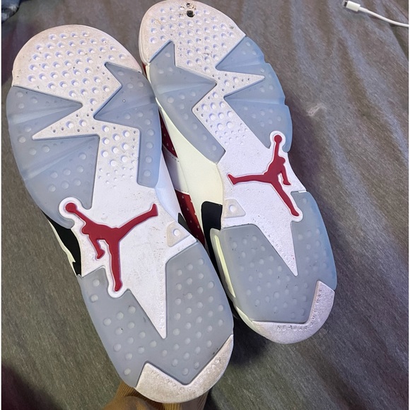 Jordan 6 Retro Carmine - Picture 4 of 8